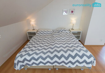 Prodej, rodinný dům 5+kk, 220 m², pozemek, 447 m², Lipno nad - 13