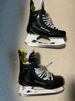 Brusle Bauer Supreme M4 - 13