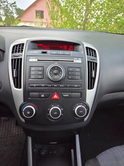 Kia Ceed kombi 1.4 80 kW LPG - 13