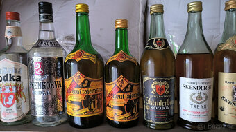 Alkohol - vodka, griotte - starý, archivní, retro alk. - 13