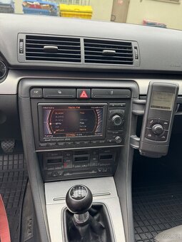 Audi A4 B7 - 13