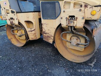 Vibrační válec Stavostroj STA VH250, motor Deutz olejem chla - 13
