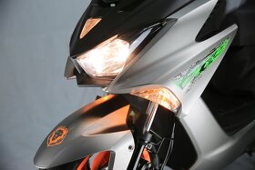 Elektrický skútr CLS e-RAZER - 13