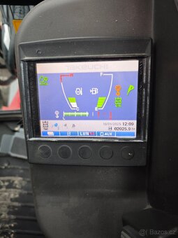 Minibagr Takeuchi TB230 - 13