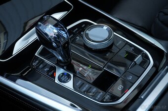 BMW X7 M50d, ČR, Vzduch, Panorama, Tažné, Head-UP - 13