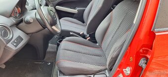 Mazda 2 - 13