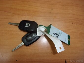 Dacia Logan 1,0i MCV - 13