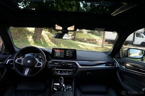 BMW Řada 5, M550i H/K 360° Šíbr Matrix HUD - 13