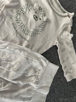 Set oblečení 42 ks - 13