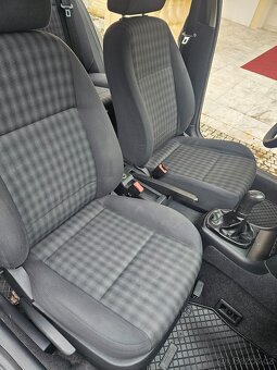 Škoda Octavia Tour 1.6 75 kW mod. 2007, 123.000 km,1.majitel - 13