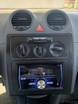 Volkswagen Caddy life 1.9tdi, tažné 2xsoupacky - 13
