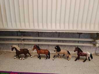 Schleich výprodej -30% 2/3 - 13