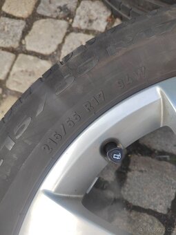 Prodám orig alu 17 Škoda Superb 3 5x112 ET 41 letní pneu - 13