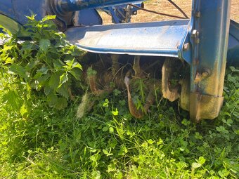 Malotraktor Suzue + rotavátor + pluh – poctivý dříč do terén - 13