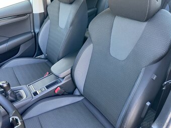 Škoda Octavia 4 Com. 2.0TDi ČR+1.maj. Car Play - 13