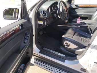 Mercedes GL550 - 13