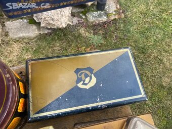 Stare plechovky - 13