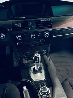 BMW e61 3.0xd 173kw 4x4 - 13