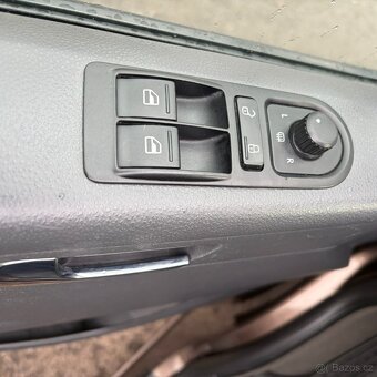 Volkswagen Multivan, 2.0TDI 103KW 4X4,7míst,Webasto - 13