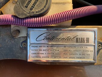 Lincoln Continental Mark III - 13