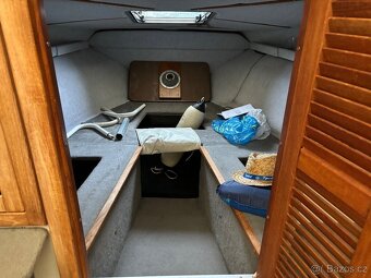 Bayliner Invader 4.3 mercruiser kajutový člun + vlek - 13