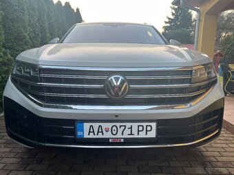 VW Touareg Elegance 3.0 V6 TSI eHybrid - 13