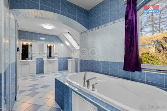 Prodej rodinného domu, 280 m², Vodochody, ul. U Potoka - 13