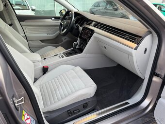 VW Passat B8 2.0 TDI 140kW DSG Webasto Tažné Keyless Kamera - 13