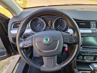 Škoda Superb 2 combi 3,6 i 191 KW 4x4, navi, xenony - 13