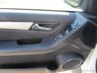 MERCEDES A180CDI 80kw 2012 bez koroze na díly - 13