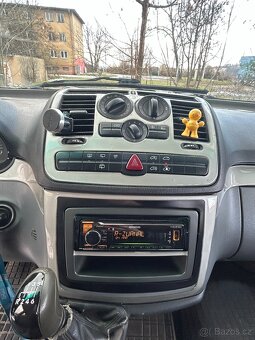Mercedes Vito 111 CDi Mixto L 2006 - 13