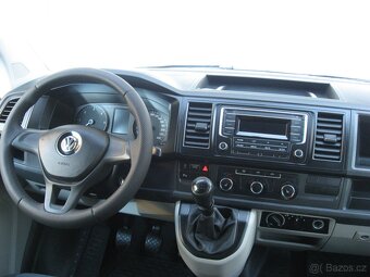 Volkswagen Transporter 2.0TDI 150PS L2H1 Kombi-9 - 13