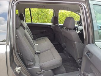 Benzínová Opel Zafira 1.8...7místné - 13