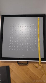 Nástěnné hodiny QLOCKTWO Earth 45 - 13