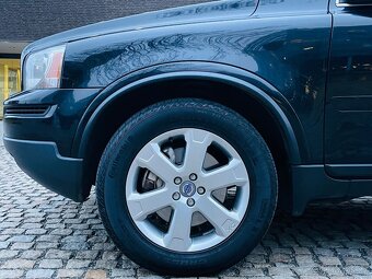 Volvo XC90 2.4 D5 147KW AUT VÝHŘEV NAVI SERVISKA - 13