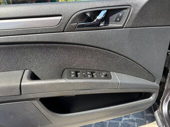 ŠKODA SUPERB KOMBI 2013 2.0TDI AMBITION - FACELIFT - 13