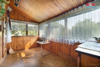 Prodej chaty, 72 m², Houska - 13