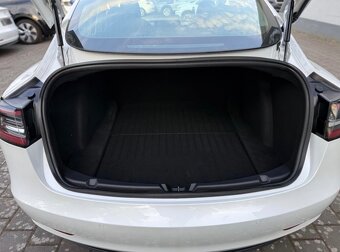 Tesla Model 3 Long Range Dual Motor 2020 - 13