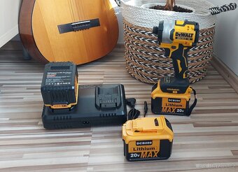 Aku pro nářadí DeWALT 20V/ 9.0mAh+Dual nabíječka, nové. - 13