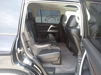 TOYOTA LAND CRUISER 200 4.5D V8 200kW - 13