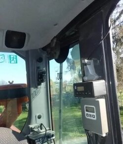 Prodej kolový bagr Hitachi - 13