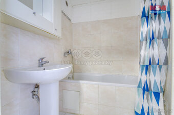 Prodej bytu 3+1, 82 m², Cheb, ul. Dvořákova - 13