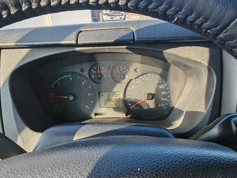 Ford Transit 2,2 TDCI 9 míst - 13