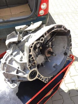 Renault Clio Sport RS 197 - 13