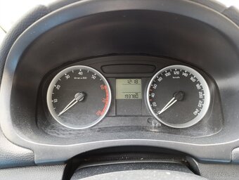 Škoda Fabia 2 1.2 , 44kw - 13