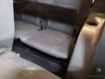 Prodám VW Touran 2.0 TDI, 125 kW, automat, 7 míst – výbava H - 13