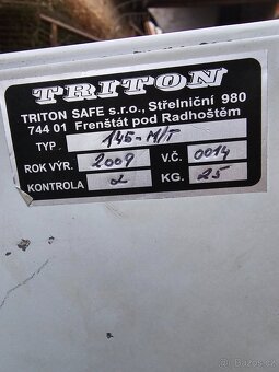 TREZOR NA ZAZDĚNÍ DO ZDI, PODLAHY - 13