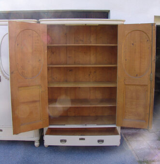 Originální starožitná ložnice - sestava. - 13