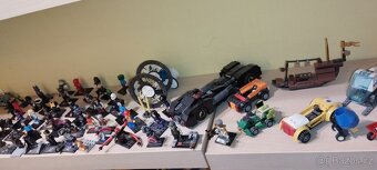 LEGO + figurky + návody + 5 kg kostek / Batman, Star Wars, C - 13