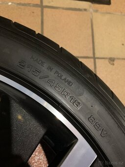 Alu kola Škoda KAMIQ/SCALA R18 5X100 LETNÍ PNEU 215/45 R18 - 13